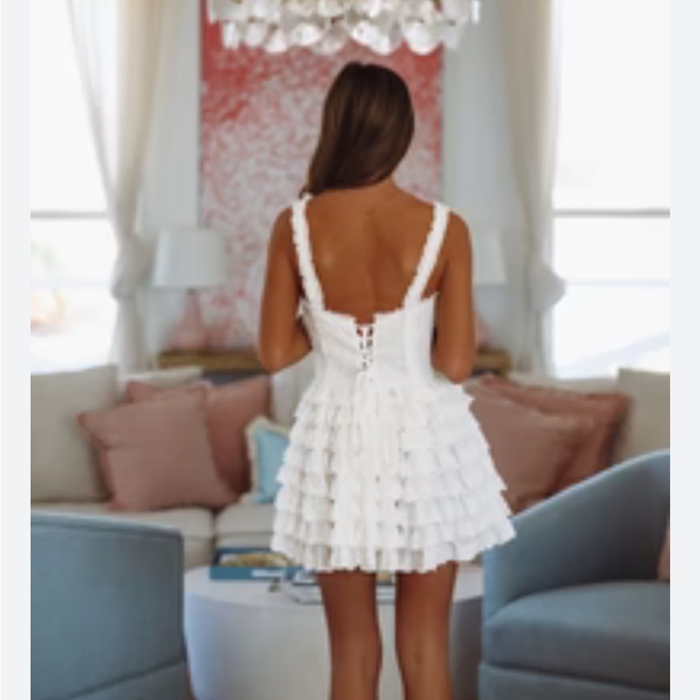 Amy Jane London White Tiered Ruffled Mini Dress Crochet Lace Up Back Large - Picture 2 of 15